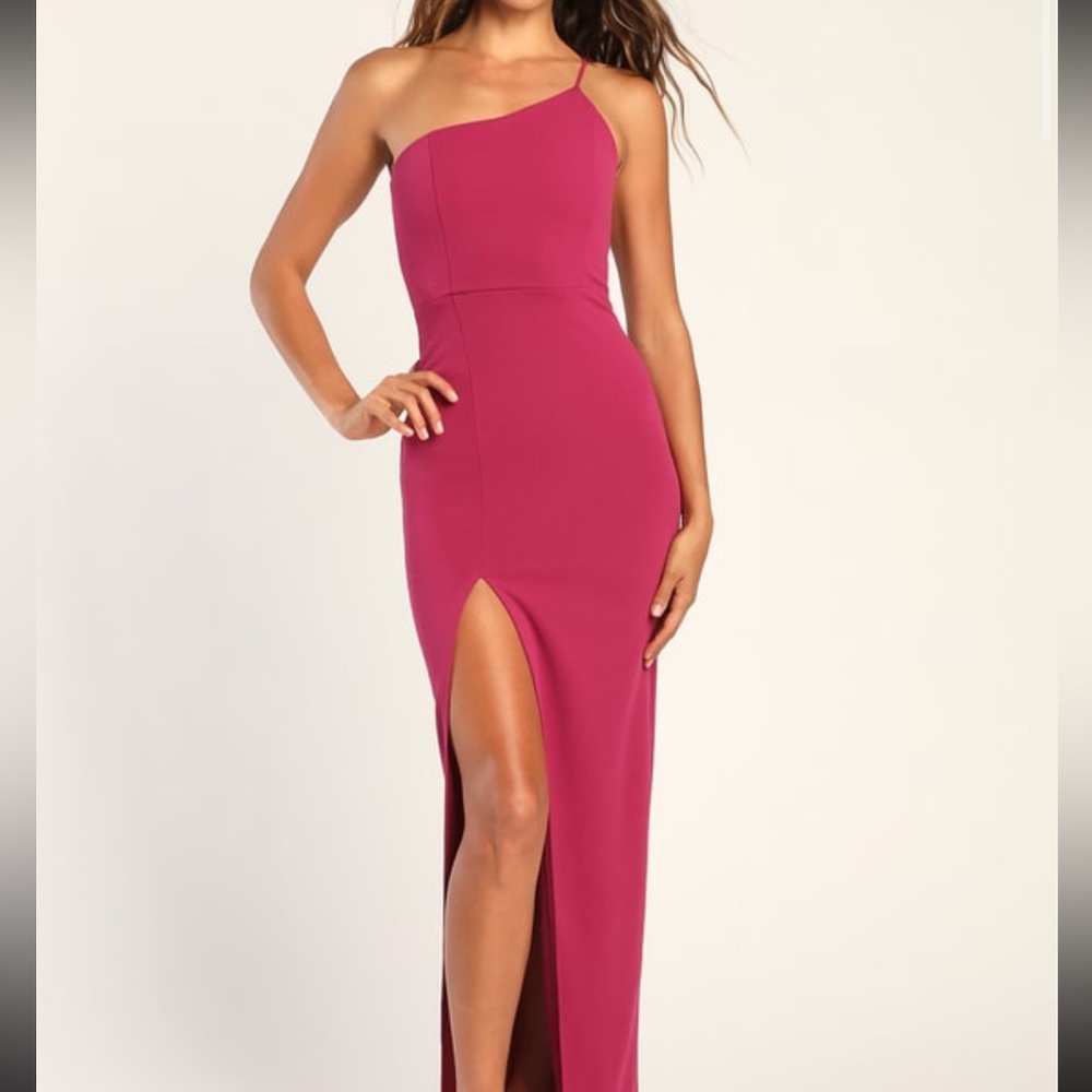 One shoulder, leg slit, shimmery crepe